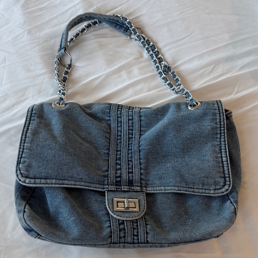 Denim Shoulder Bag with adjustable Chain Strap - Blue